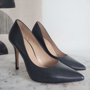 BCBGMAXAZRIA Black Vero Cuoio Pumps 5.5